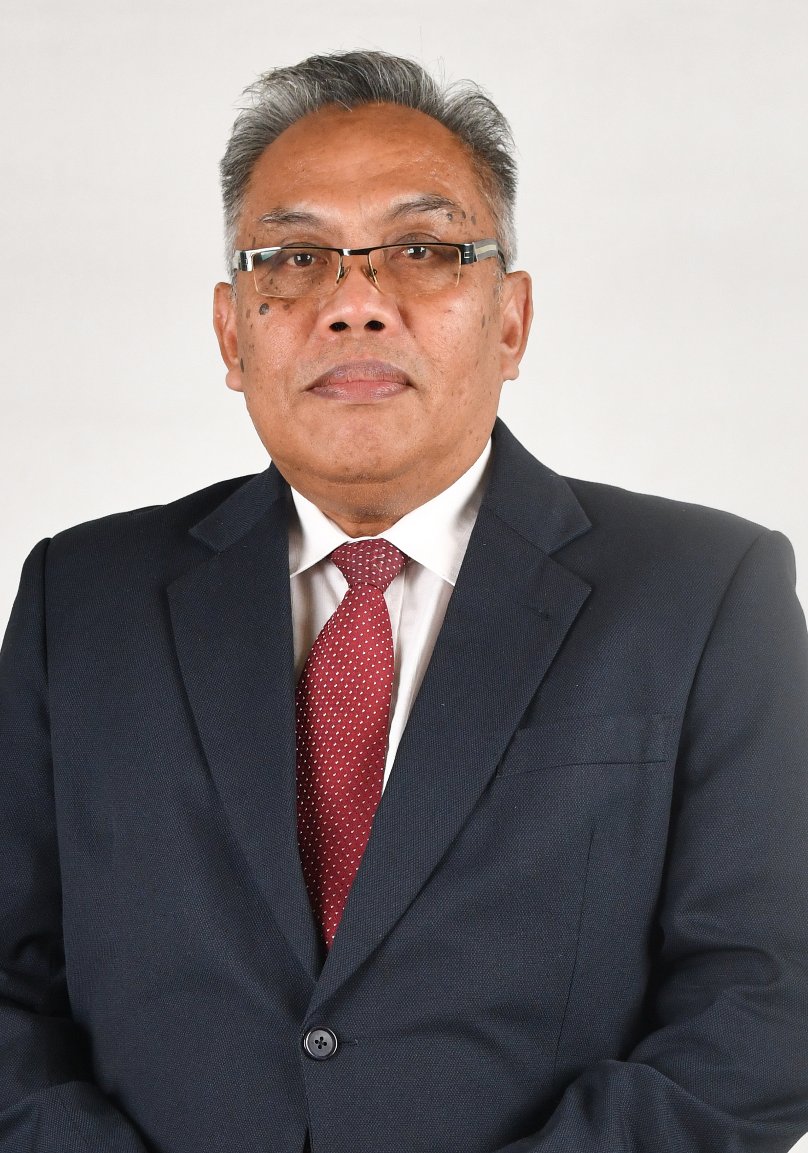 Encik Azhar Bin Noraini
